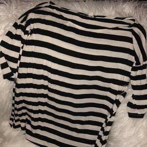 Urban outfitters flowy tee